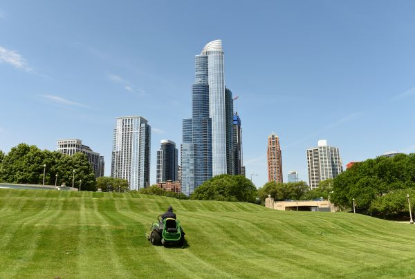 Cost of Corporate Lawn Mowing in Iowa City